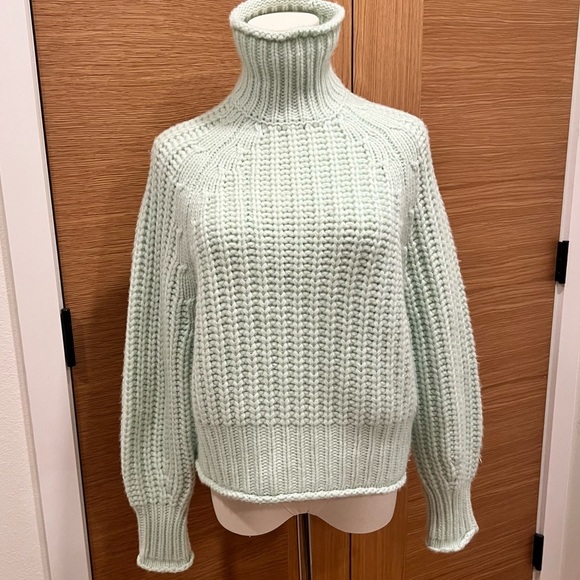 ARCH4 | 100% Cashmere | ELLIS Sweater | Hint of Mint | OS | EUC - Picture 4 of 15